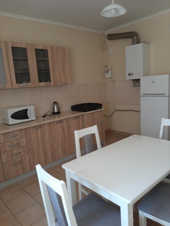 Belyaeva 5 Apartment Mukacheve Bagian luar foto